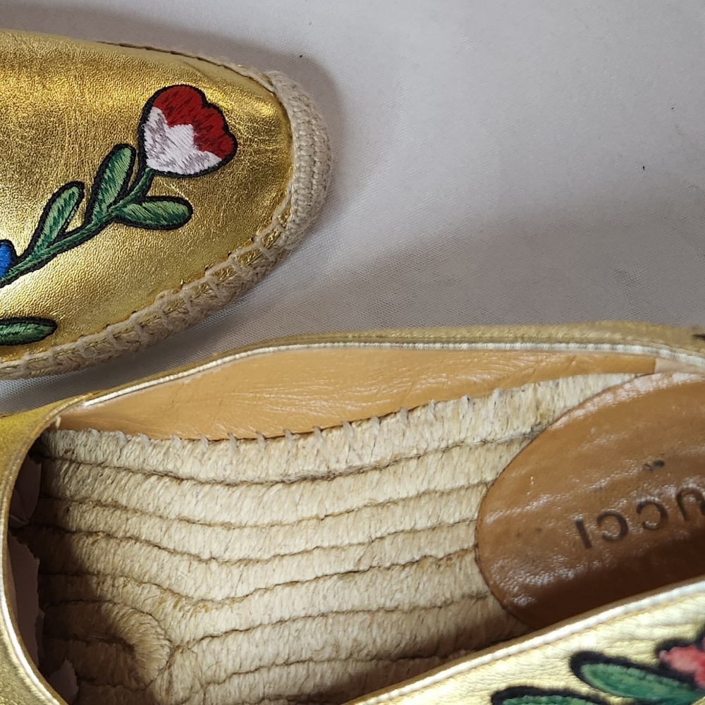 GUCCI  Pilar Leather Floral Embroidered Espadrilles Gold  Size 37.5 EU - Picture 9 of 16